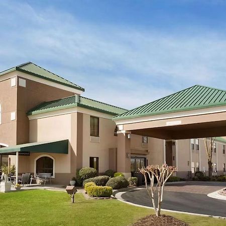 Spark By Hilton Spring Lake Fayetteville Esterno foto